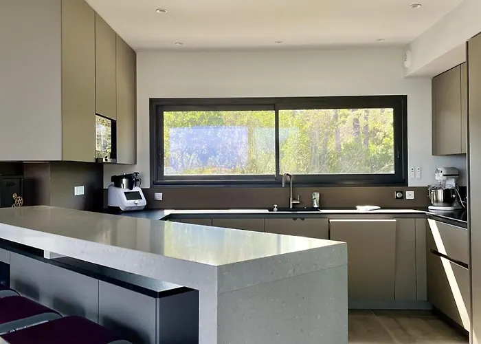 A Pinetta Villata Villa *