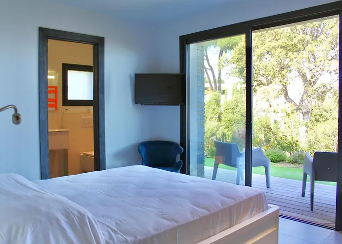 A Pinetta Villata Villa *