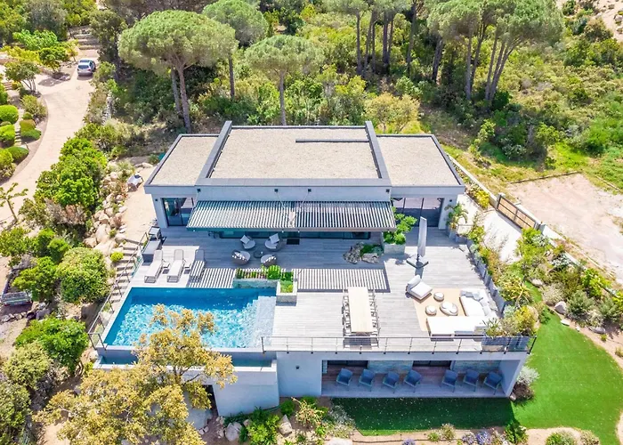 A Pinetta Villata Villa