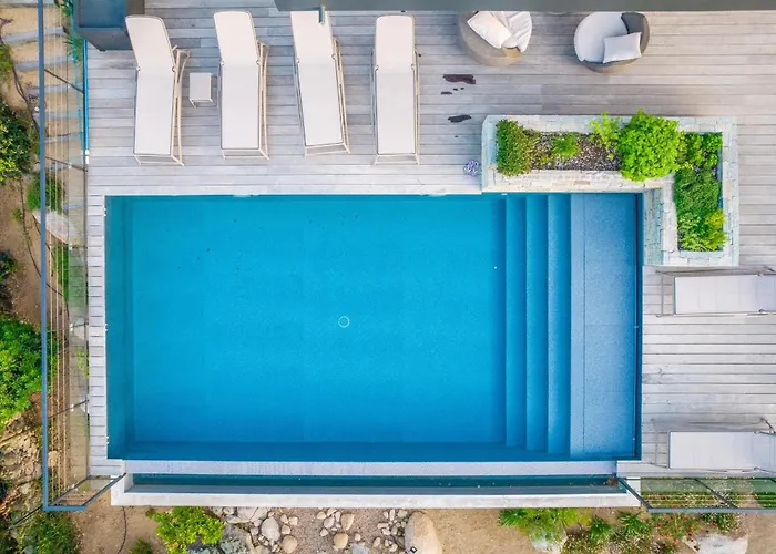 A Pinetta Villata * Sainte-Lucie de Porto-Vecchio